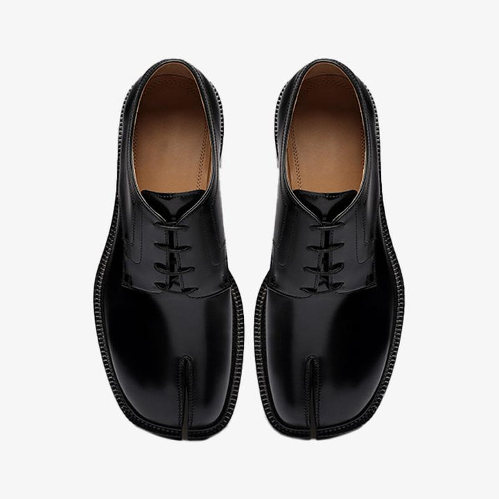 Sleek Split-toe Laced Low-top Unisex - Arno Conti Shoe